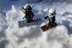 1_nach-einer-Kostuemparty-Skifahren-und-Snowboarden-bald-wieder-scaled